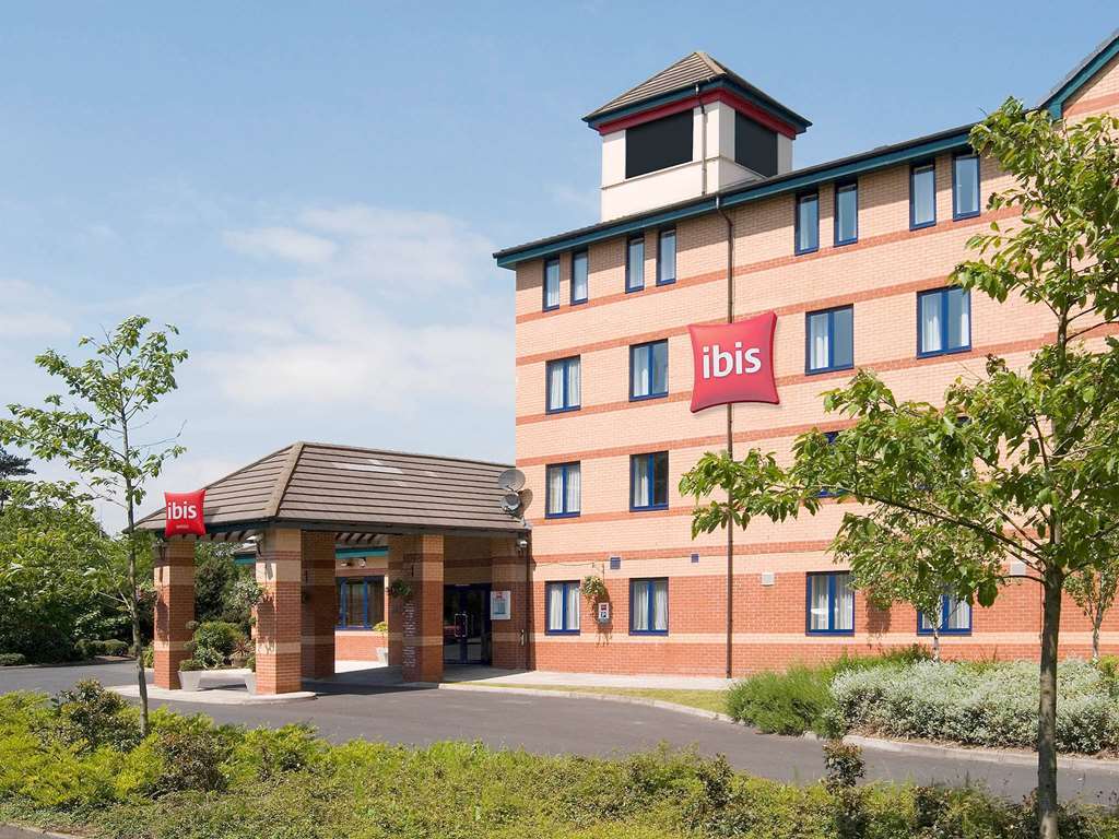 Отель Ibis Lincoln North Hykeham Экстерьер фото